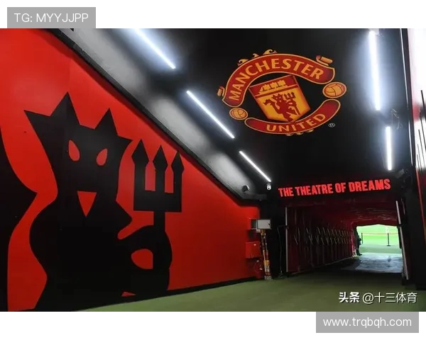 波尔图逆袭曼联的传奇之夜重温2004年欧冠经典对决