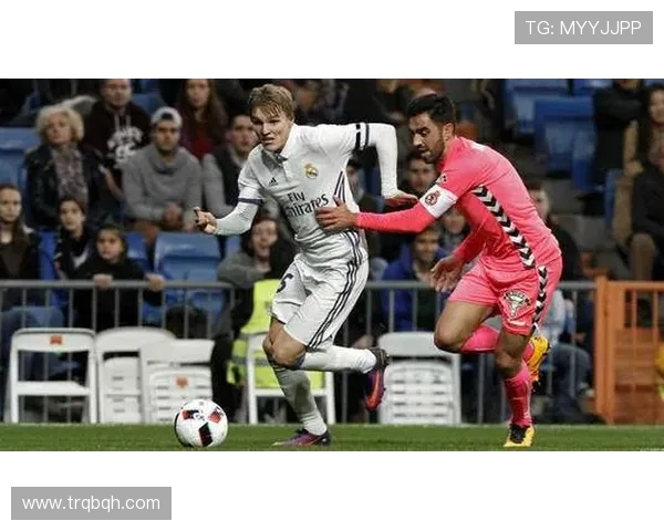 维迪斯与海伦芬激战正酣谁能在这场较量中笑到最后