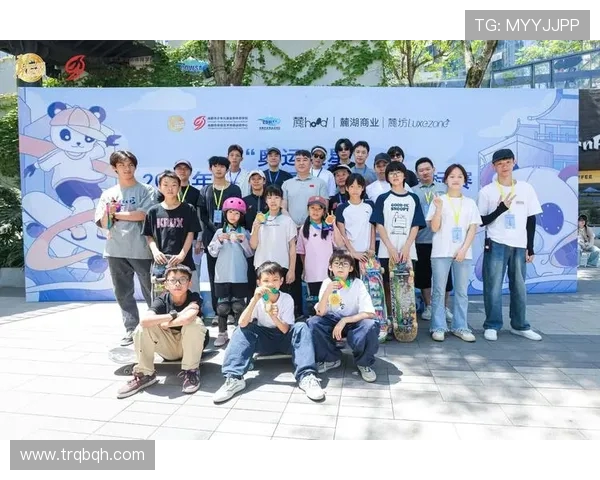 滑板意识排行榜发布成都滑板队荣获第二名引发热议 滑板意识排行榜发布成都滑板队荣获第二名引发热议