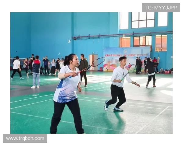 南京羽毛球队团队协作的独特优势与其他球队的对比分析