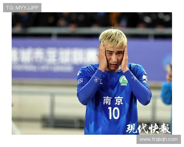 南京足球队实力引发热议球迷观点各异争论不断